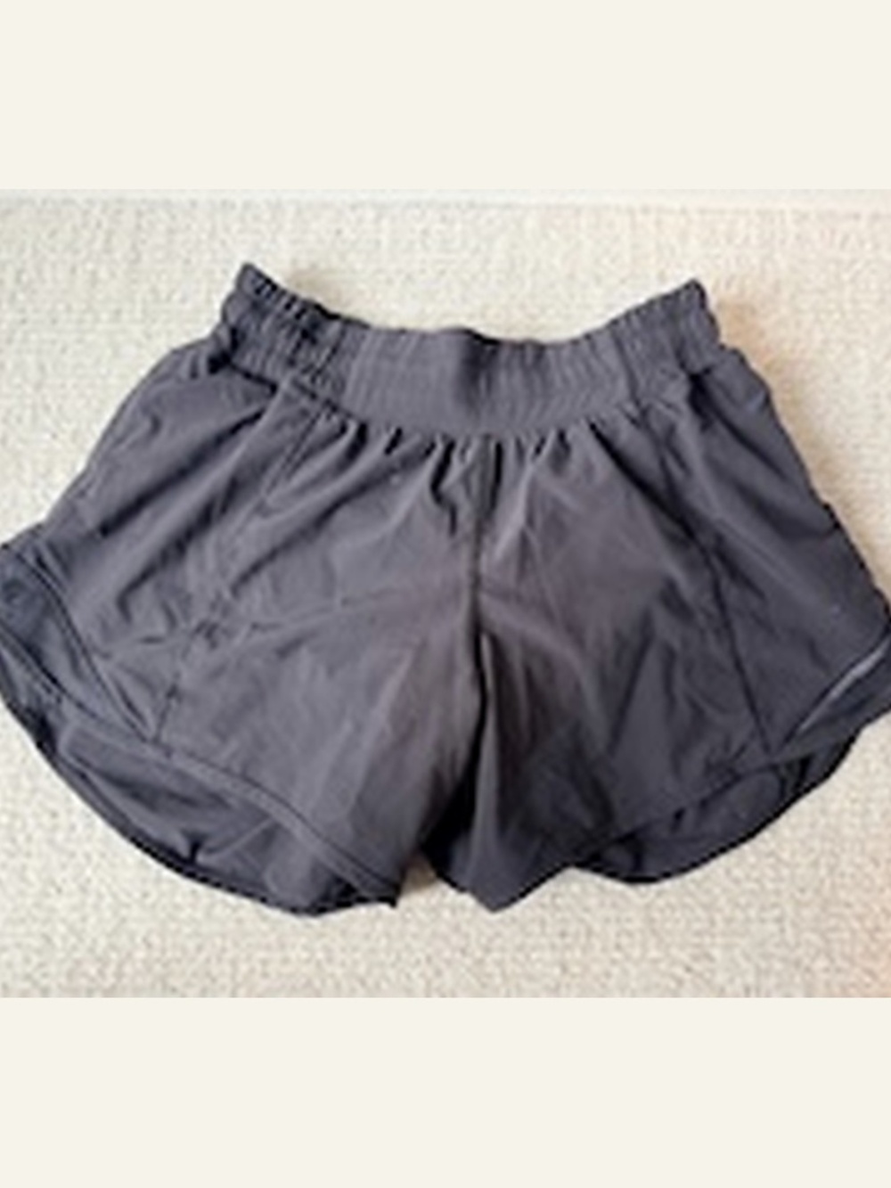 lululemon Black Hotty Hot Shorts, Size 4 Tall